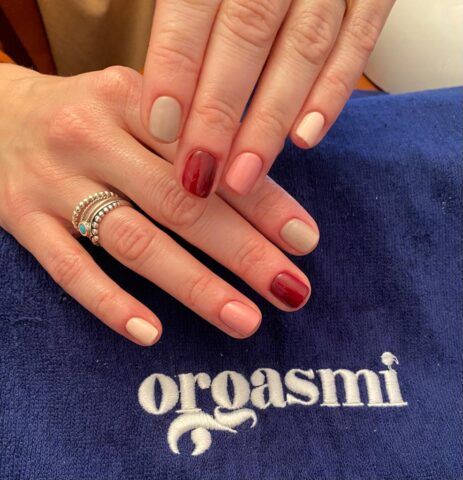 manicura barcelona orgasmi
